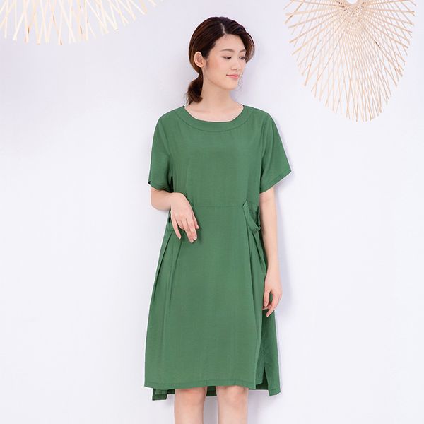

e2t] 2019 summer new style western style large size loose-fit solid color simple fashion elegant full body dress women's dress, White;black
