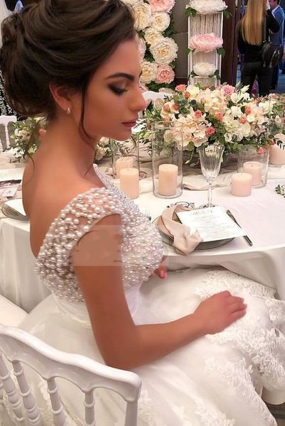 

chic pearls short wedding dresses open back bateau lace applique mini wedding reception dress robes de soirÃ©e bridal party gowns, White