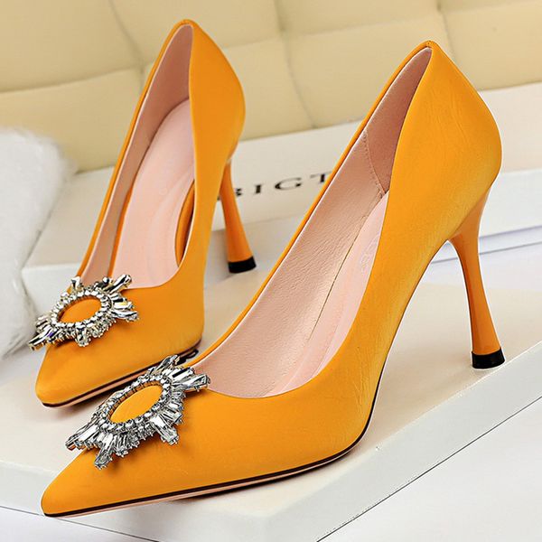 

2020 women 9cm high heels glitter yellow pumps lady scarpins burgundy stiletto heels valentine bridal prom crystal shoes, Black