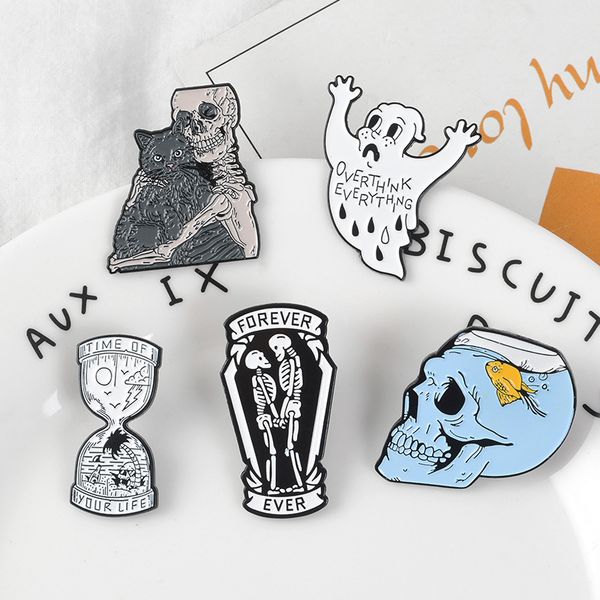 

skull fish tank phantom combination innovation new product fashion creative cute personality brooch ornament lapel denim, Gray