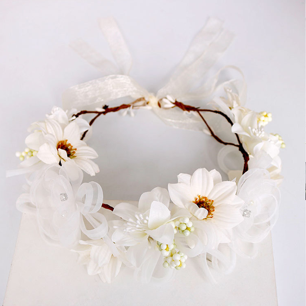 

2020 new simple white garland silk yarn pearl rhinestone festival stage performance hair accessories, Slivery;white