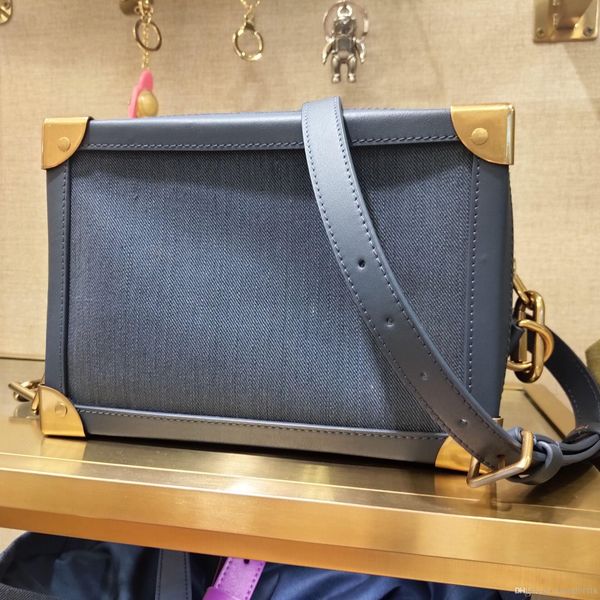 

new european classic luxury style ladies fashion bag,cosmetic bag style shoulder bag, jewel rivet decorations, pure leather