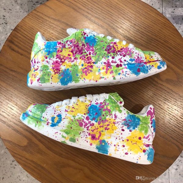 

original graffiti sneakers, brand boots,dress shoes, luxury handbag etc, made by original lamb skin ,only do quality, Black