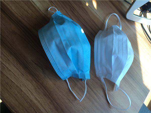 

50pcs против пыли маски ear loop одноразовой mouth маска для лица маски вируса