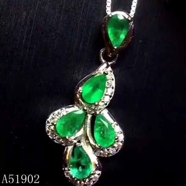 

kjjeaxcmy boutique jewelry 925 sterling silver inlaid natural emerald pendant necklace female models support detection