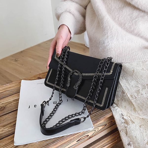 

2020 vintage pu кожа crossbody сумки для женщин путешествия сумки цепи моды цепи малого плеча сумки женские клапанами