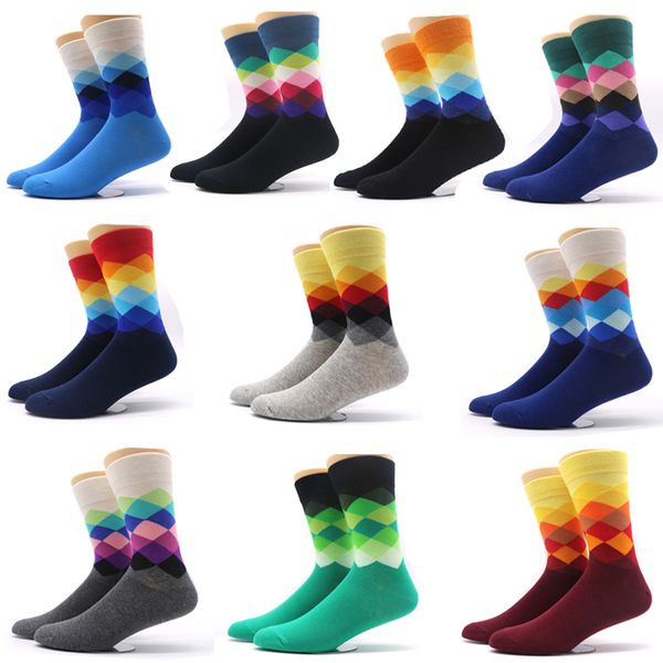 10 çift / grup erkek Çorap Degrade Renk Stil Erkek Adam Sıkıştırma Çorap Gündelik Elbise Uzun Iş Çorap Meias Calcetines HombreQ190401
