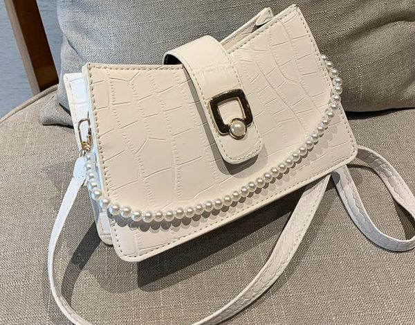 

small fresh bag female 2020 popular new trendy wild one-shoulder slung ins fashion underarm bag selling