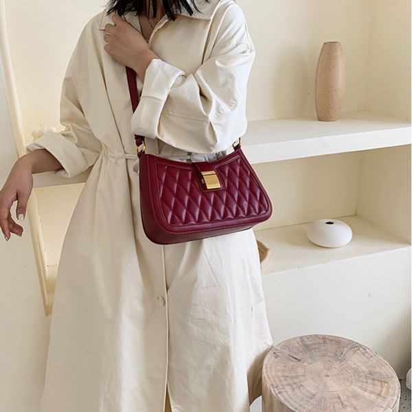 

bxx sac / 2019 fashion autumn,winter luxury women's handbags designer vintage rhombic embroidery line joker shoulder bag ze378
