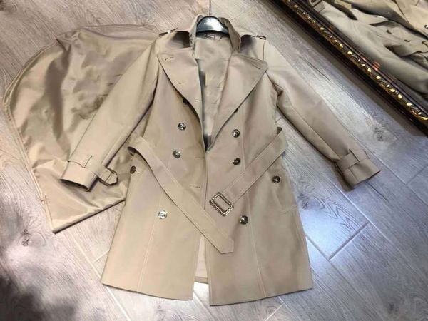 

2019 autumn new women vintage turn down collar solid trench coat, Tan;black