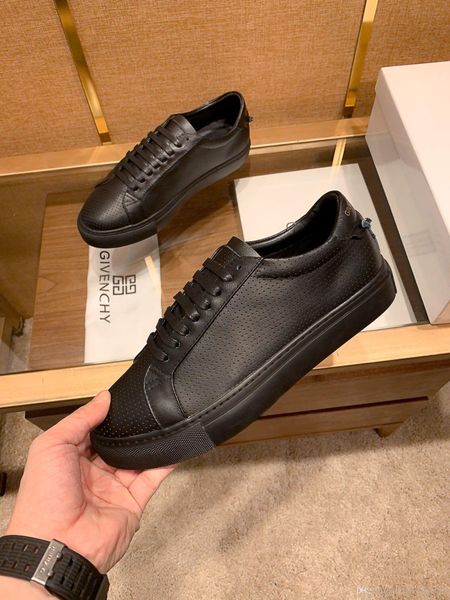 

2020 latest brand shoes paris comfortable and fashionable brand design flat loafers copy printing upper0009solid color