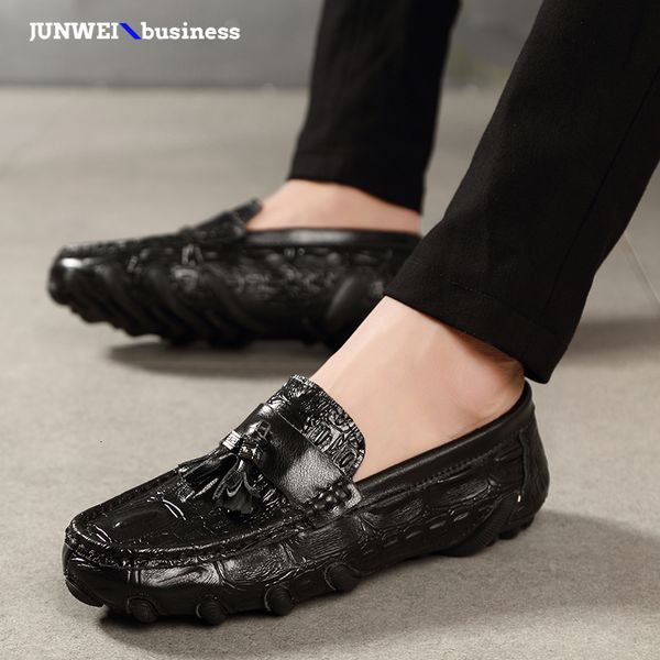

shoes leather men outdoor handmade moccasins leather men loafers design slip on comfort peas black shoes flats driving