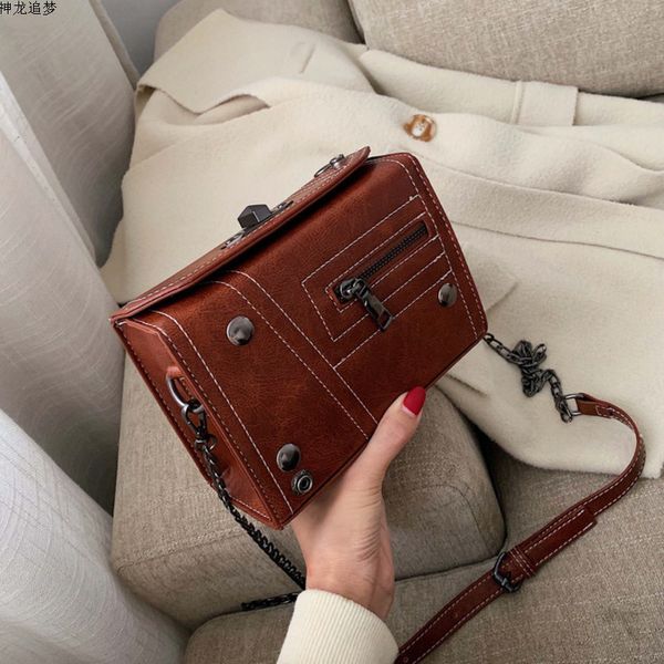 

урожай кожа pu crossbody сумка для женщин 2020 маленькой леди сумочка дизайнер моды простого rivet soft messenger плечо сумки