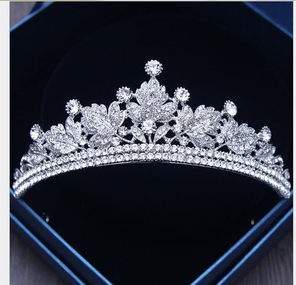 

korean wedding accessories wedding dress accessories diamond crystal princess birthday crown, Slivery;golden