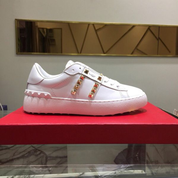 

gift shoes sneakers genuine leather famous man women walking casual shoes with golden nails, Black