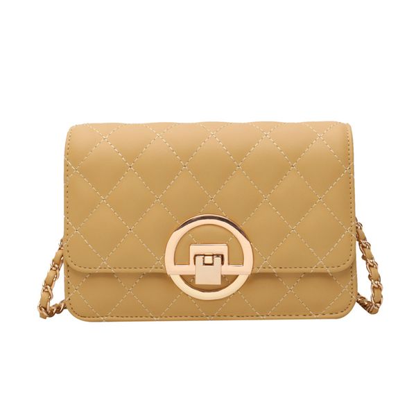 

2019 new fresh small bag female korean style lingge chain small bag fashion joker messenger leather chain