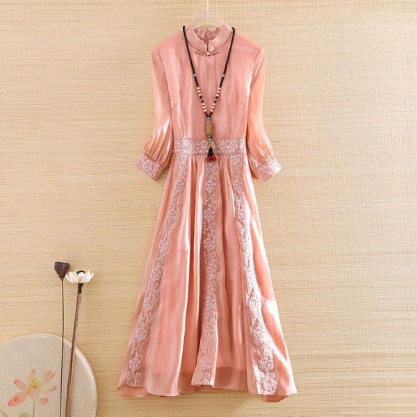 

high-end spring and summer women cheongsam dress elegant embroidery 3/4 sleeve slim lady a-line party qiapao dress s-xxl, Red