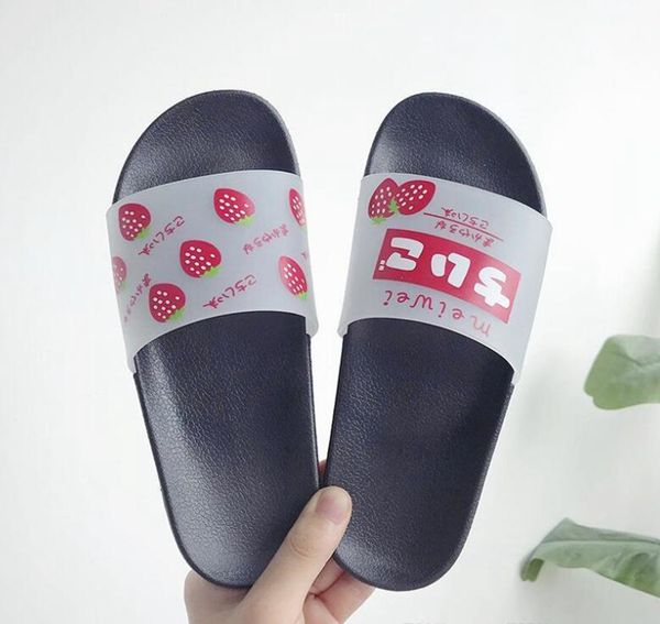 

мода роскошные дизайнерские женская обувь клубничный печать плоские wear пляжная обувь ванная skidproof мягкое дно башмачок размер 36-40, Black