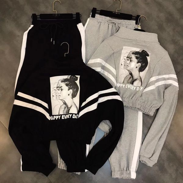 

2019 spring new suit stand collar long-sleeved back beauty pattern short coat and casual trousers two-piece women, White