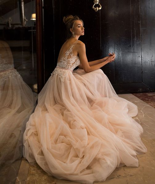 

charming double v-neck a line wedding dress backless bride dress 2020 lace long boho bridal gown vestidos de novia, White