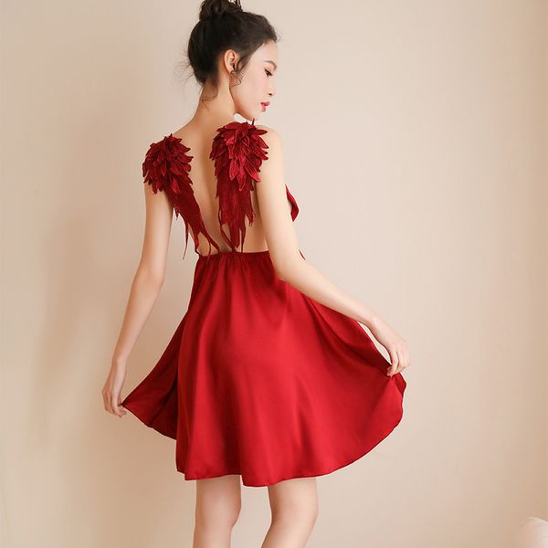 

yeng temptation female underwear shoulder decals spread wings lace spring ice silk straps backless nightdress set s703, Red;black