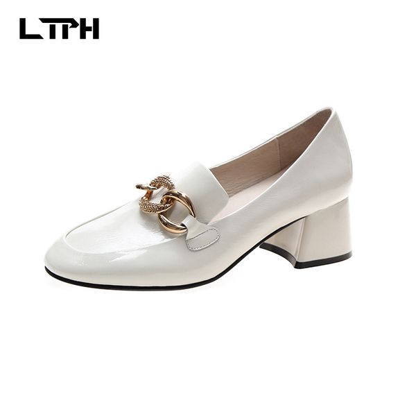 

2020 spring and summer new patent leather single female first layer cowhide thick heel casual women's shoes, Black