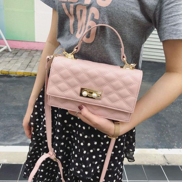 

2020 new shoulder bag ladies korean version lingge pearl bag dinner casual fashion messenger ladies