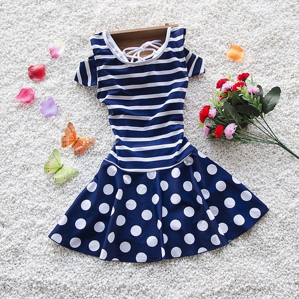 

2019 children's girls belly covering slim striped one-piece skirt style small flat swimsuit swimsuit angle 60-90 jin, White;black
