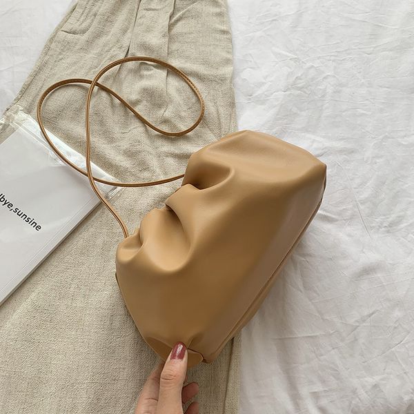 

роскошная новая облако форма женщины сцепления сумка плиссированные клецки плеча сумка small cute lady crossbody party сумки