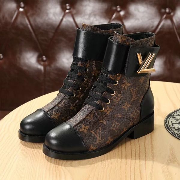 

Wonderland flat ranger boot branded women patent canva boot twi t buckle de igner lady plain leather rubber out ole ankle boot