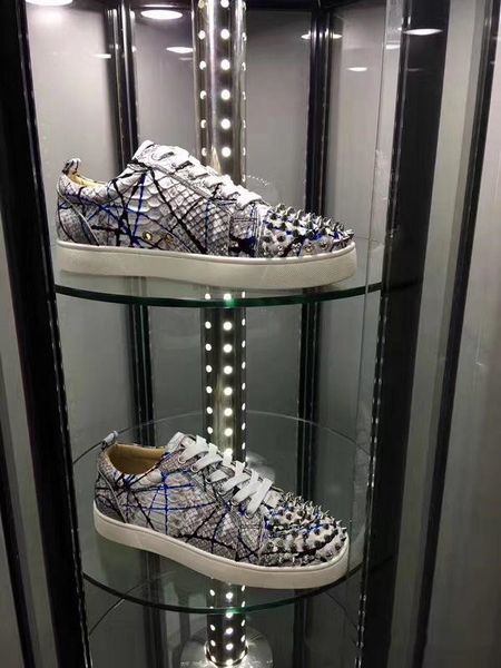

2019 высокого качество красного дна мужчины женщина синего шипы leopard вскользь тапки stud младшего открытый свадеб комфорт ходьба eu35-46, Black