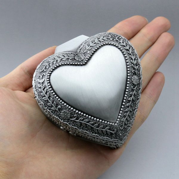 

decorative objects & figurines heart shaped emboss metal music box for children castle in the sky figurine mechanism musical boxes christmas