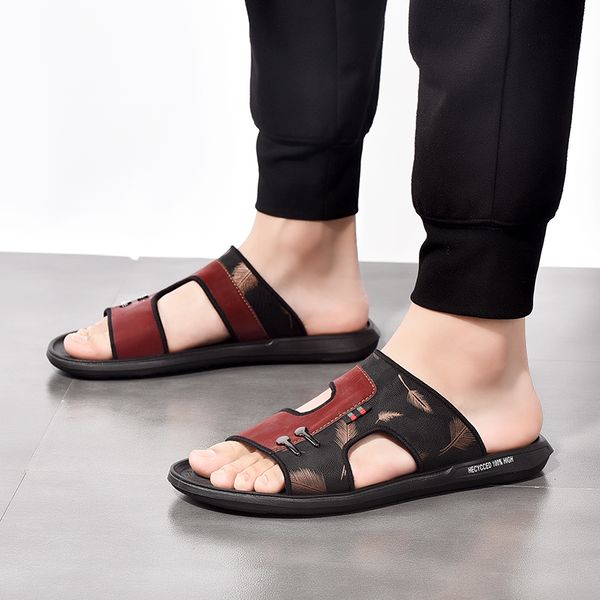 

2020 summer new driving slippers men's tide outdoor summer wear net red korean version of the personalized flip flops waterproof, Black