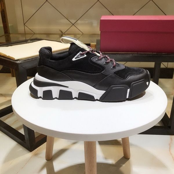 

new shoes[original box] fashion stud camouflage sneakers shoes footwear men women flats luxury designer rockrunner trainers casual shoes, Black