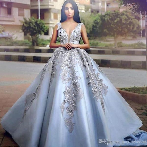 Light Blue Sexy Кружева бальное платье Вечерние платья Погружаясь V шеи Quinceanera Бальные платья Vestidos De Fiesta Plus Размер Платья Wear