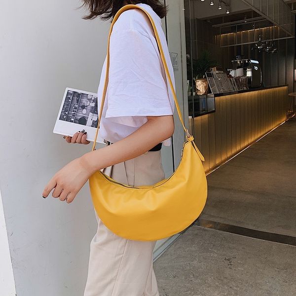 

crescent shape saddle bags for women 2019 new quality pu leather women designer handbags large capacity shopping shoulder bags