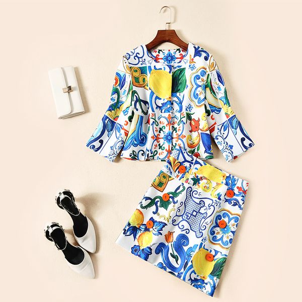 

новый европейский и американский темперамент труба рукава короткие узкие юбки модные тенденции два комплекта, Gray