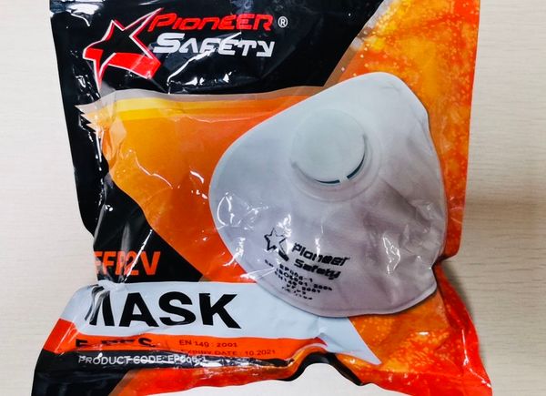 

in stock pioneer ffp2v ffp2 n95 mask respiratory kn95 mask anti-dusk protective mask fast shipping free