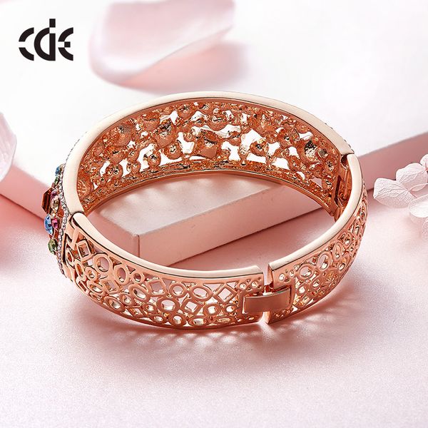 Forma-uso de cristal swarovski cor de rosa de ouro Europa e nos Estados Unidos a nova pulseira