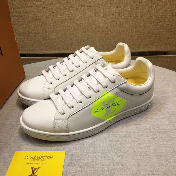 

2019 f4 высокого качества тенденция моды случайных мужчин обувь спорт на открытом воздухе красивой дикая обувь люкса в оригинальной коробке, Black