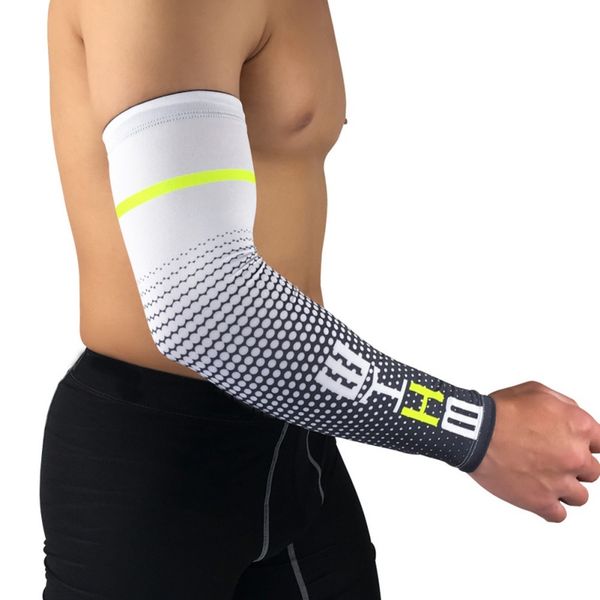 

sunscreen ice arm protective sleeve riding a pair of sweat-absorbent effect wear comfortable lightweight breathable sleeve, Black;gray
