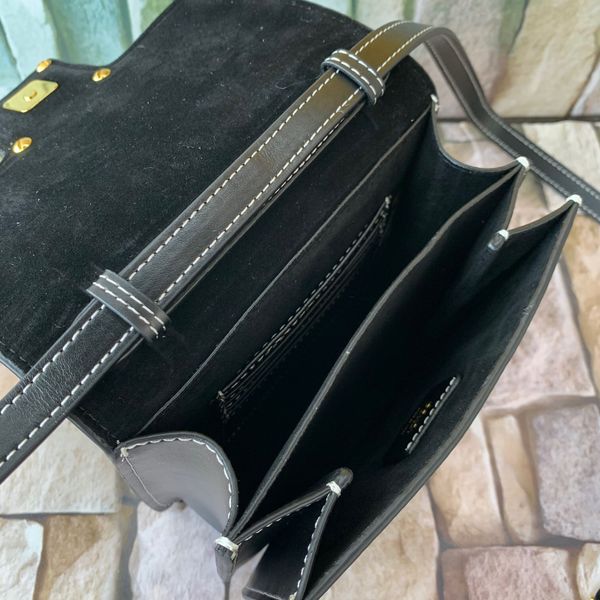 

2020 new female bag luxurious design mini shoulder messenger cover lock small square bag decorated with geometric ff buckle