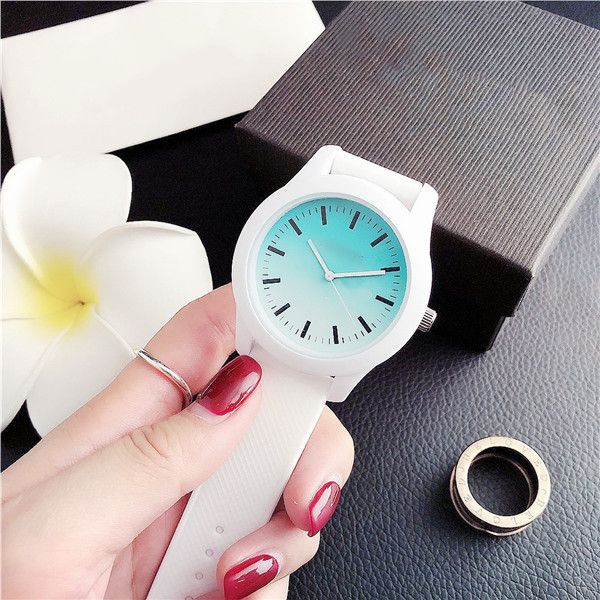 

2020 luxury brand orologio di lusso wholesale mens fancy movement watches bracelet, Slivery;black