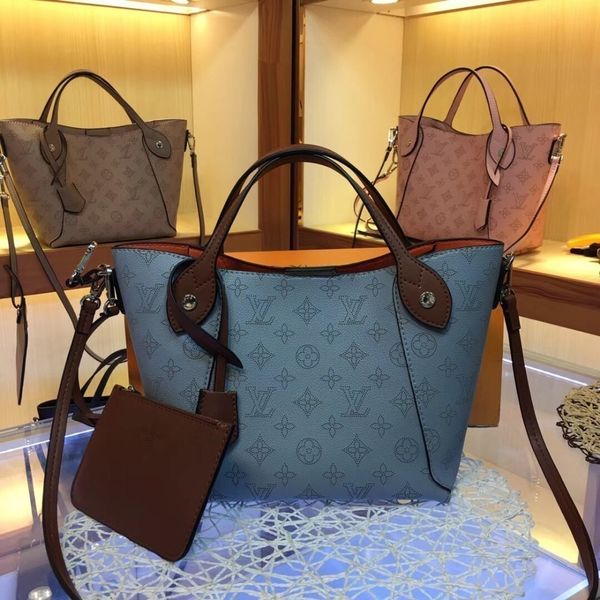 

2019 new women de igner handbag genuine leather fa hion removable zip pocket in idei