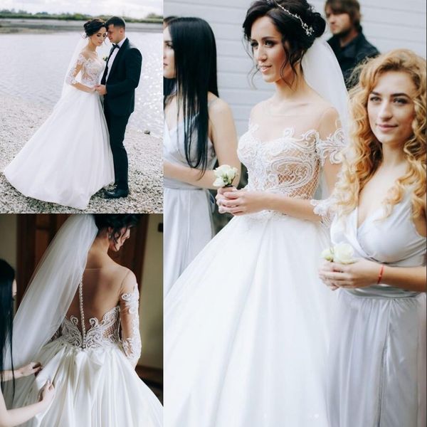 

2020 romantic scoop neck 3/4 long sleeve a line bridal wedding dresses covered button lace appliques plus size wedding gown, White