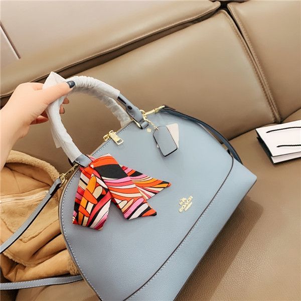 

20ss luxurious brands design drawstring shell crossbody clutch shopping bag purse fashion shoulder ladies women outdoor handbag bags