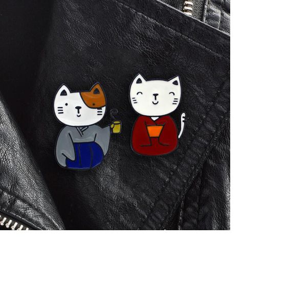 

japanese style kimono cat brooch couple hit color cat brooch cute pins bag metal brooches jewelry kawaii clothes accessories, Gray