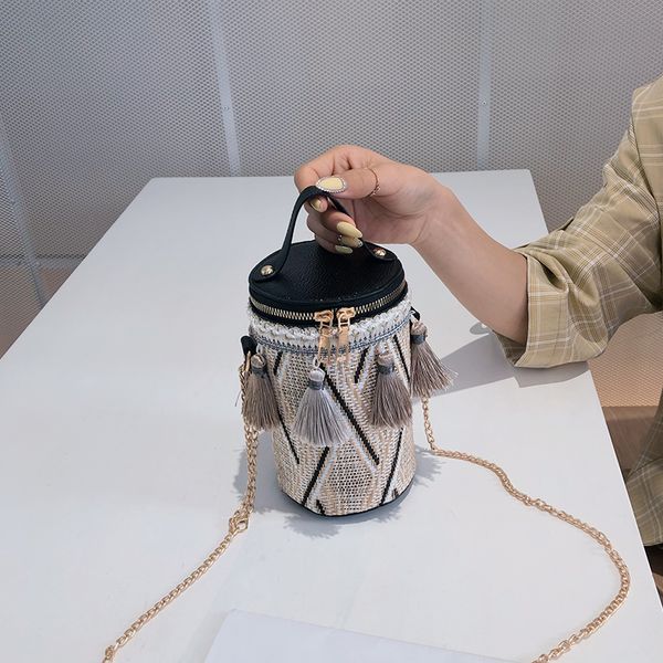 

2019 new crossbody bags for women summer barrel shaped tassel black clutch purses handbag girl bucket messenger shoulder bag sac