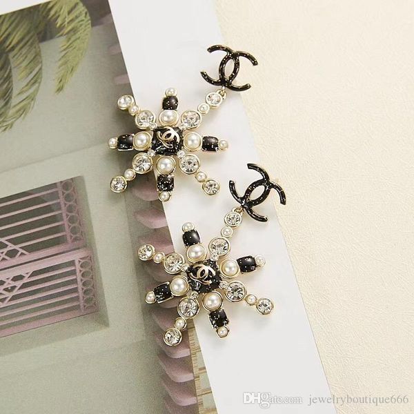 

new arrival drop earrings with white and black pearl fashion earrings for women christmas gift ps5656a, Silver