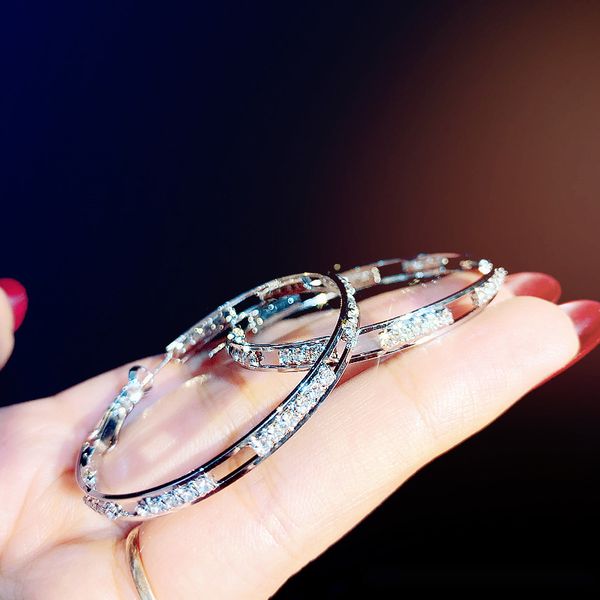

european and american fashion geometric circle earrings female allergy earrings fashion lady gift selection, Golden;silver